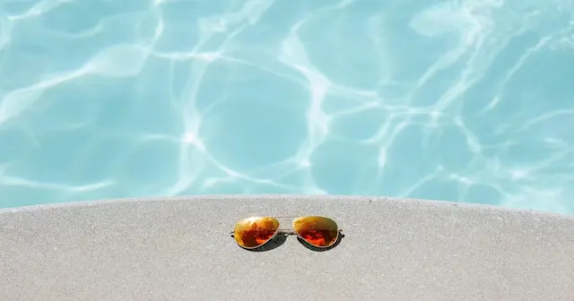 Tendencias de las vacaciones de verano en España: destinos más populares, intención de vacaciones y beneficio económico en 2025